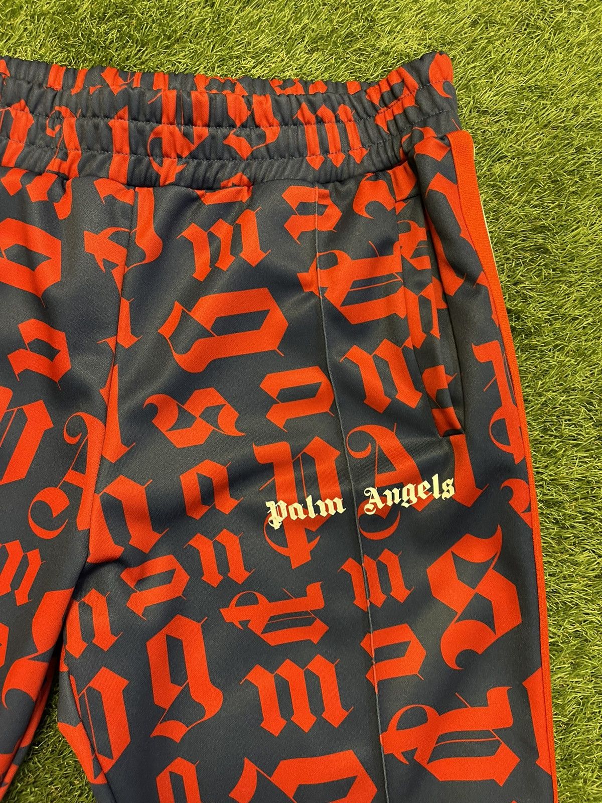 Palm Angels Size XXL - Palm Angels Monogram Sweatpants Red/Blue Size US 38 / EU 54 - 6 Thumbnail