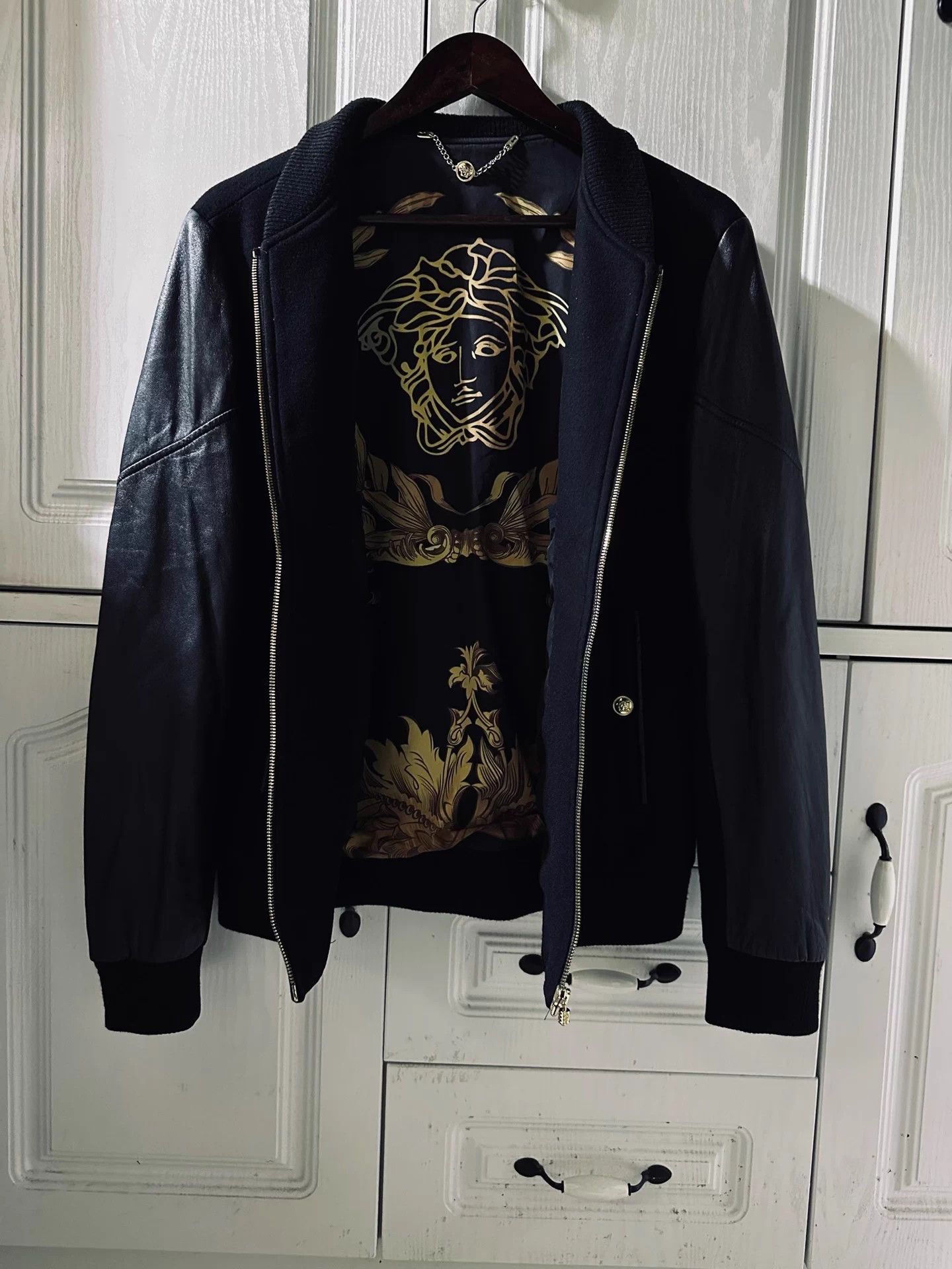 Versace Versace Medusa Lining Back Knit Embroidery Leather Jacket L Size US L / EU 52-54 / 3 - 6 Thumbnail