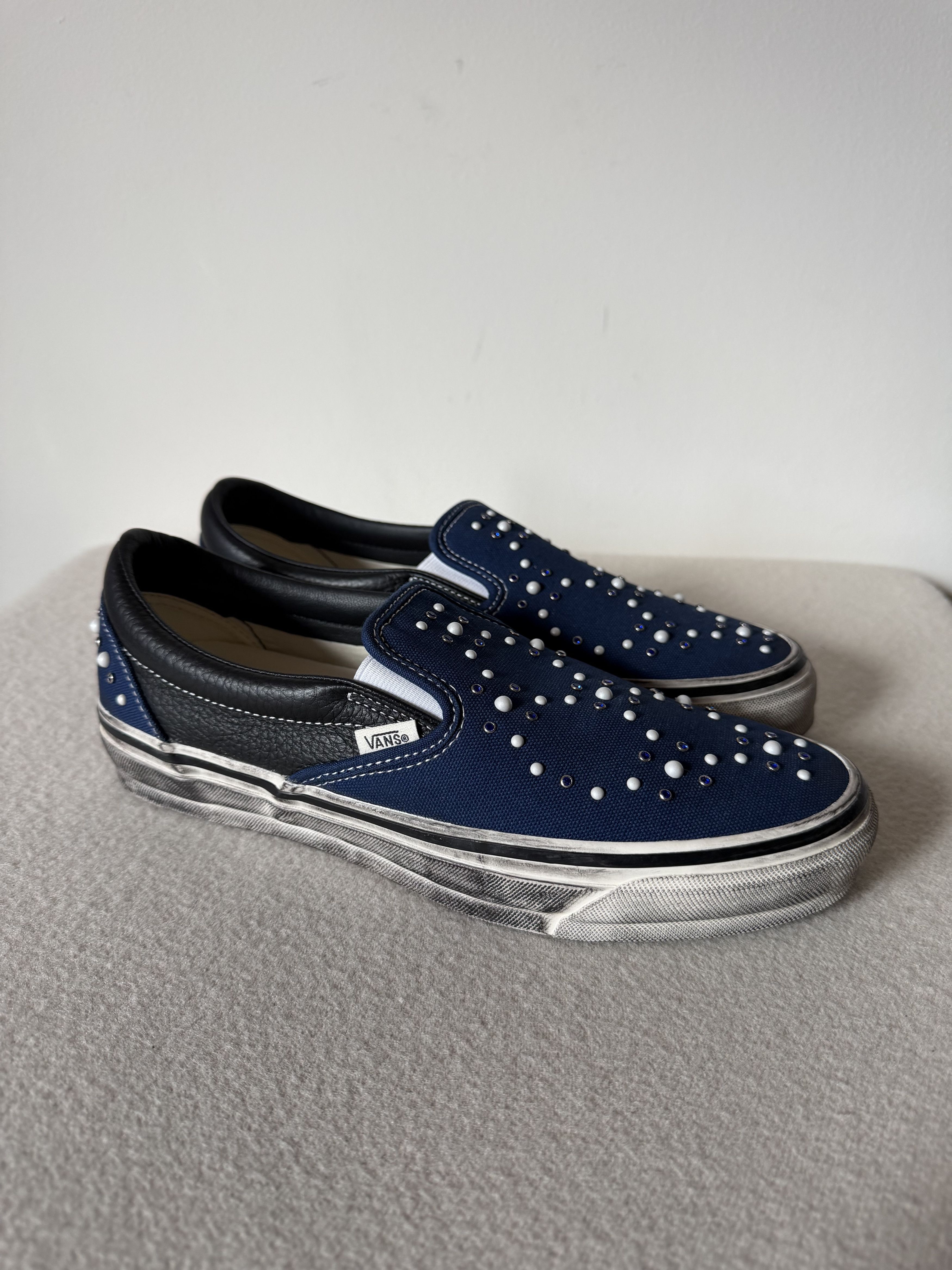 Vans Vans LX Classic Slip On 98 Pearlized in Indigo Blue Size US 9.5 / EU 42-43 - 1 Thumbnail