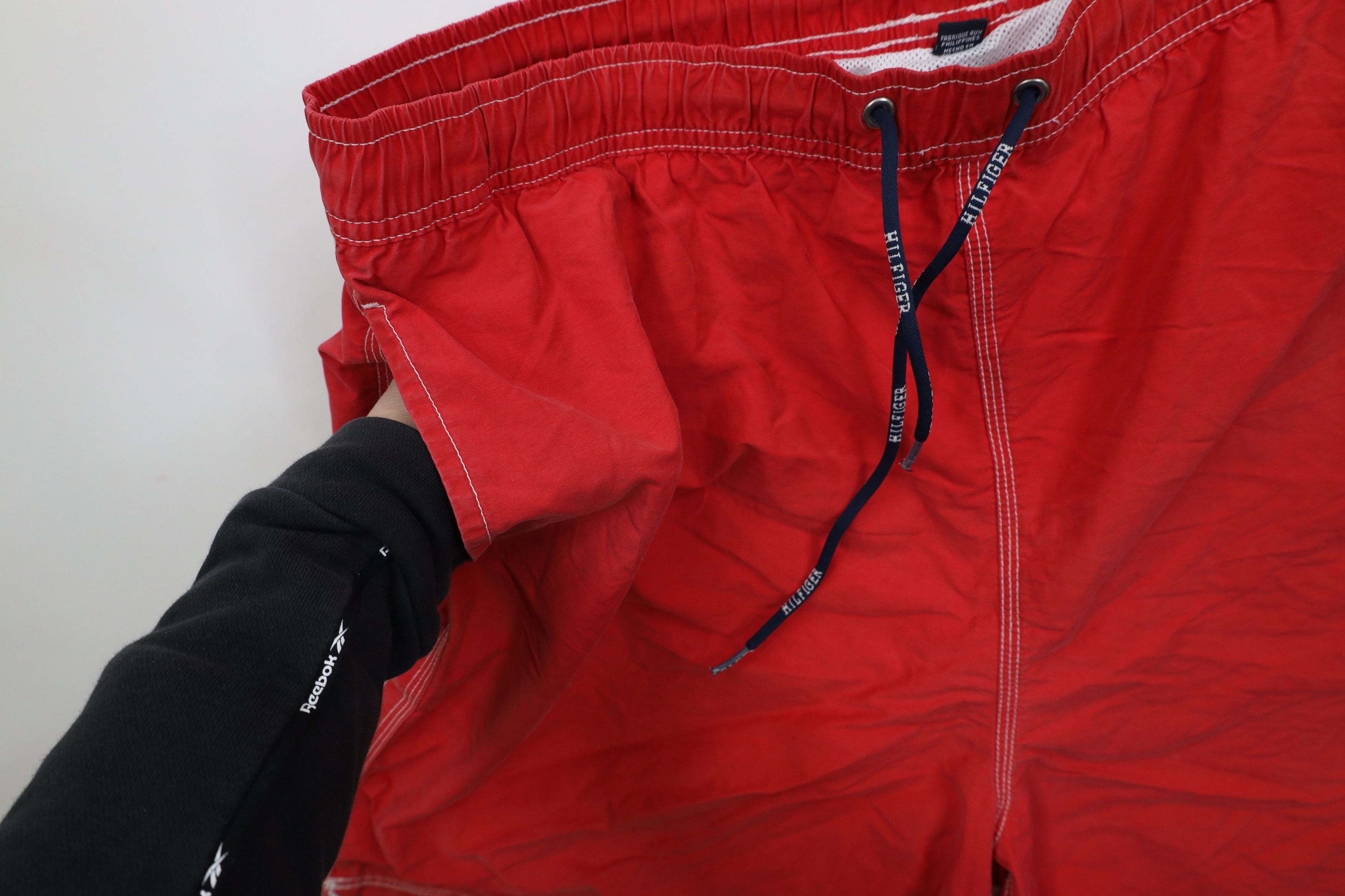 Tommy Hilfiger × Vintage Vintage 90s Tommy Hilfiger Big Logo Lined Shorts Swim Trunks Size US 36 / EU 52 - 5 Thumbnail