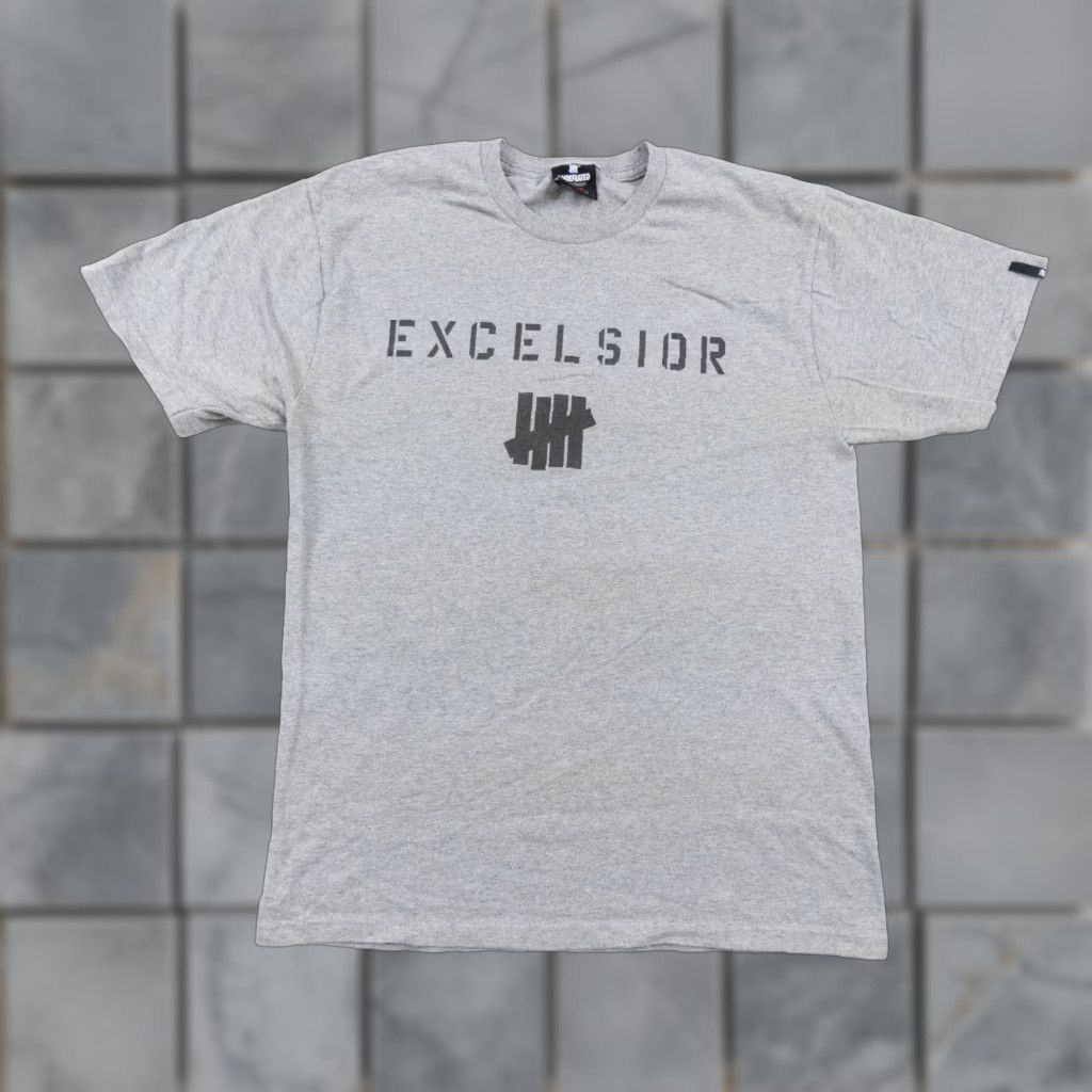 Undefeated Undefeated Short Sleeve T-Shirt Adult Medium Gray Crewneck Graphic Logo Skateboard Mens Size US M / EU 48-50 / 2 - 1 Thumbnail