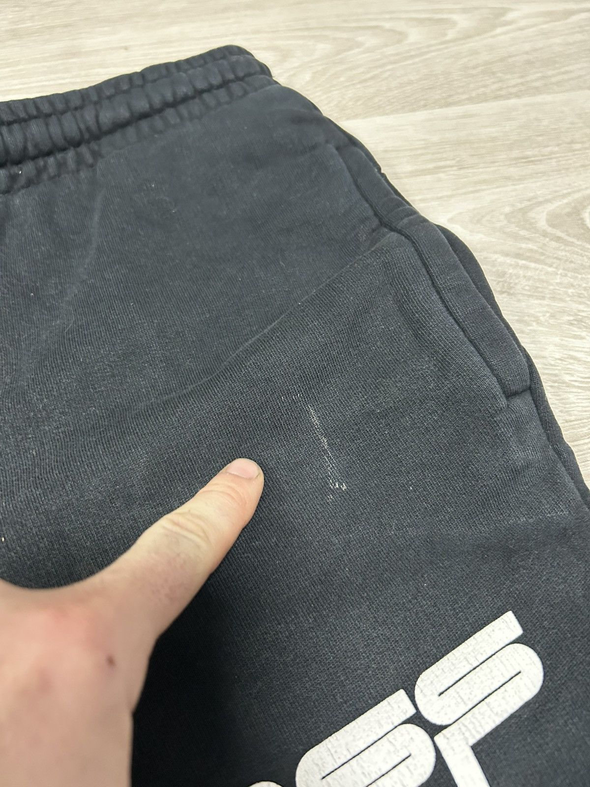 Off-White OFFWHITE short Pants black Size M 32” faded black Size US 32 / EU 48 - 9 Thumbnail
