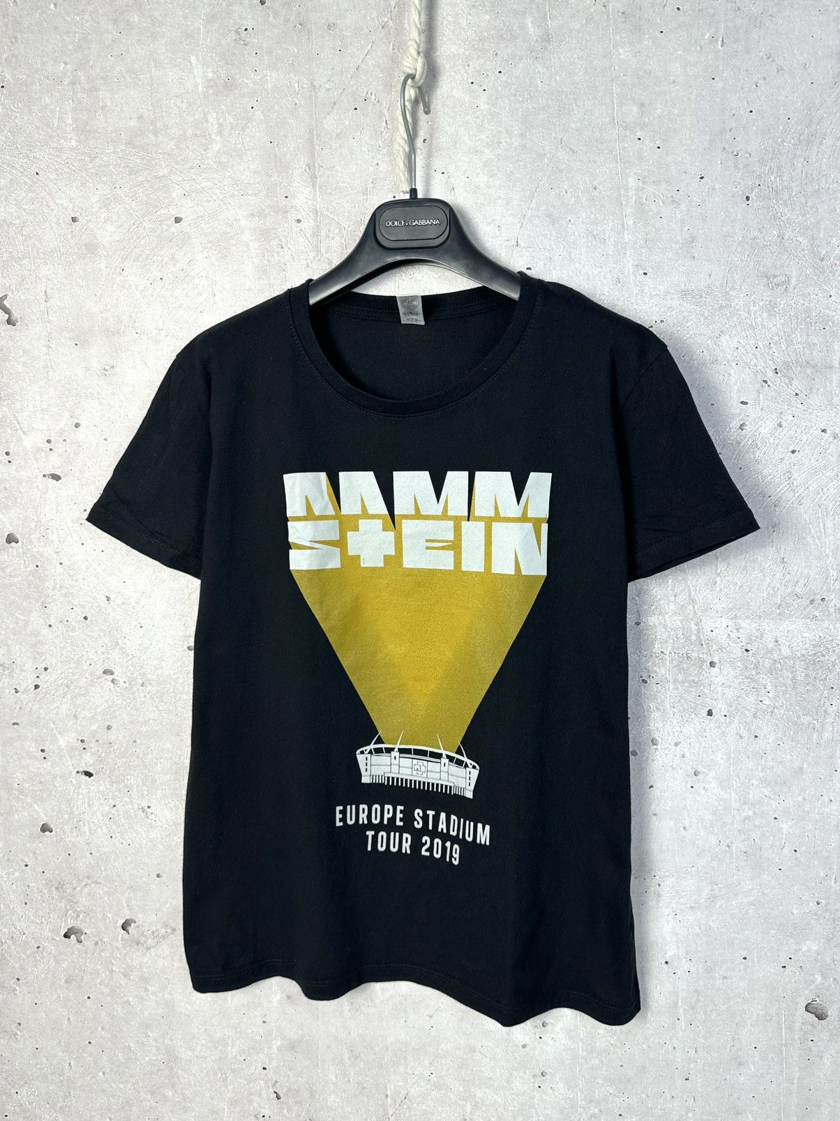 Band Tees Rammstein World Tour Black Printed Short Sleeve T-shirt Size XL / US 12-14 / IT 48-50 - 1 Thumbnail