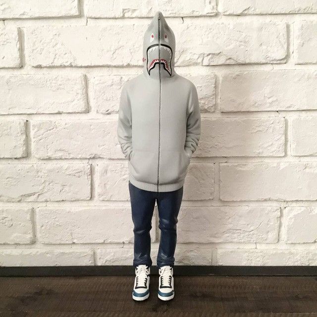 Bape × Nigo 2009 BAPE Teriyaki Alien Shark Hoodie Figure APE NIGO Size ONE SIZE - 1 Thumbnail