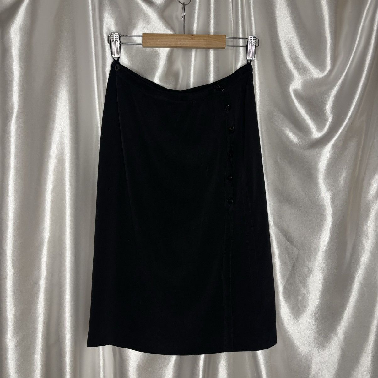 Escada vintage silk skirt Escada black oldmoney high waisted Size 27" / US 4 / IT 40 - 1 Thumbnail