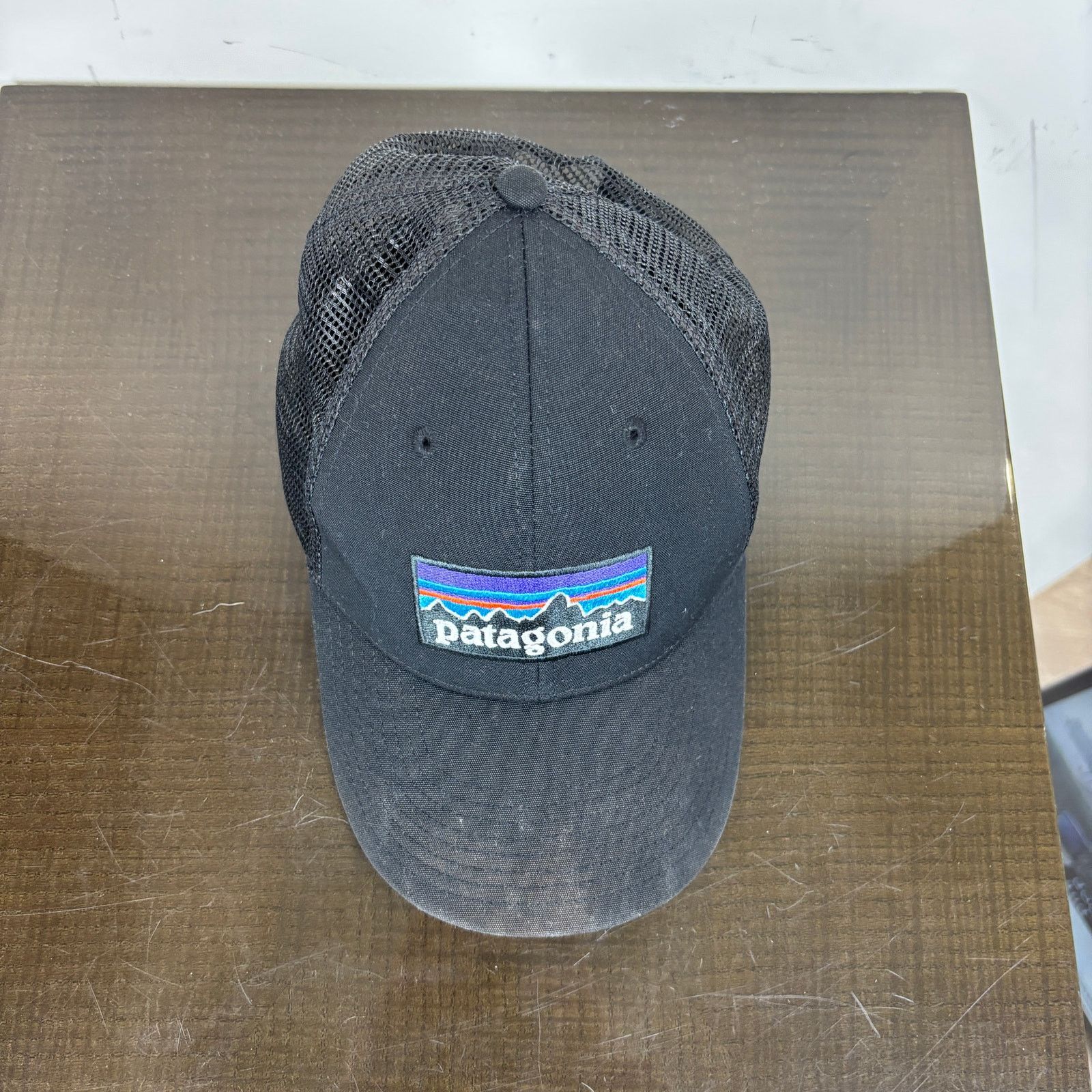 Patagonia Patagonia P-6 Logo Mesh Trucker Hat Snapback Gorpcore Size ONE SIZE - 6 Thumbnail