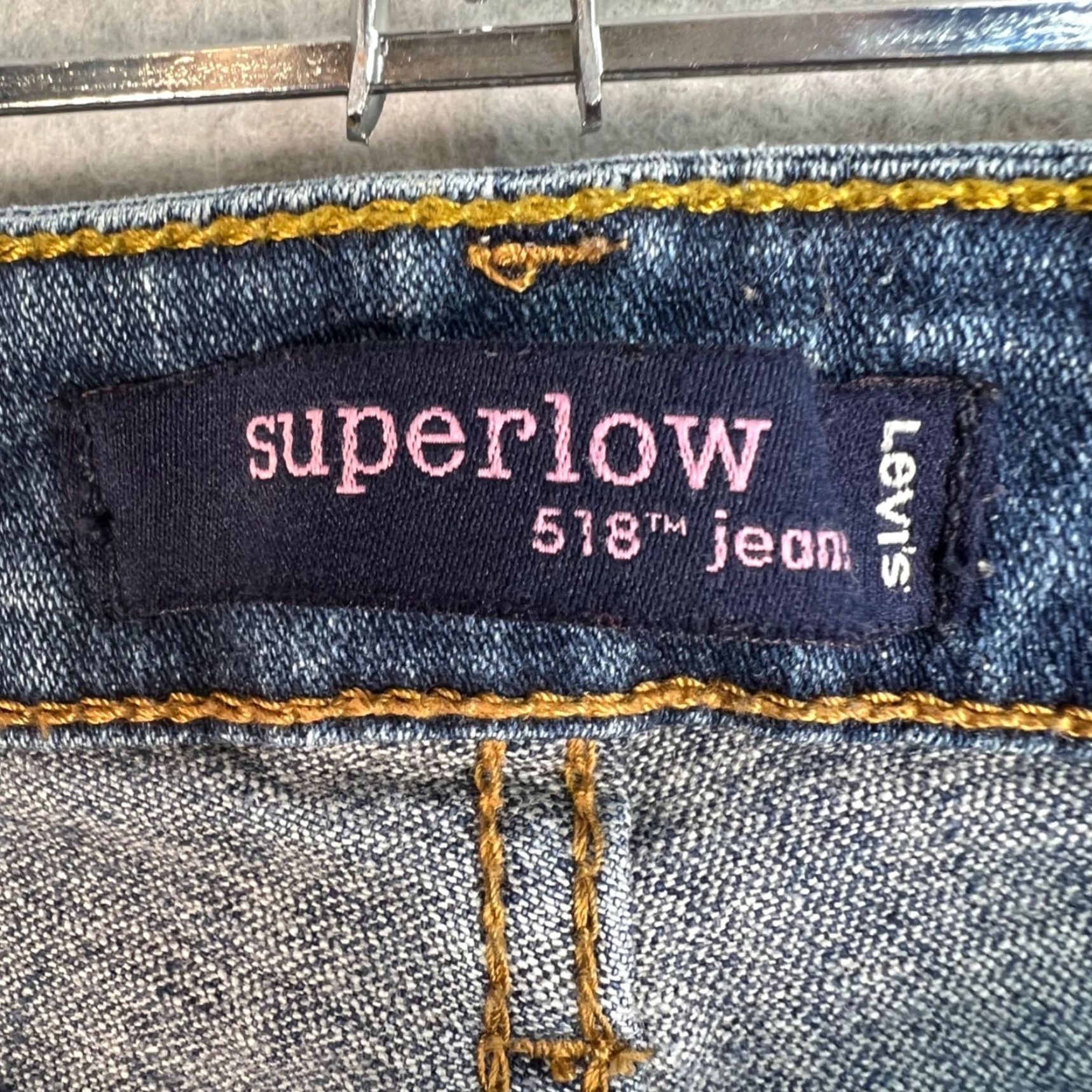 Levi's Levis 518 Superlow Bootcut Jeans Womens Size 28 in Waist Blue Denim Cotton Blend Size 28" / US 6 / IT 42 - 3 Thumbnail