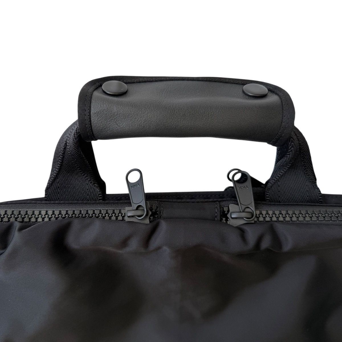 Maison MIHARA YASUHIRO Mihara Yasuhiro Grilled Embossed Leather Belt Briefcase Size ONE SIZE - 6 Thumbnail