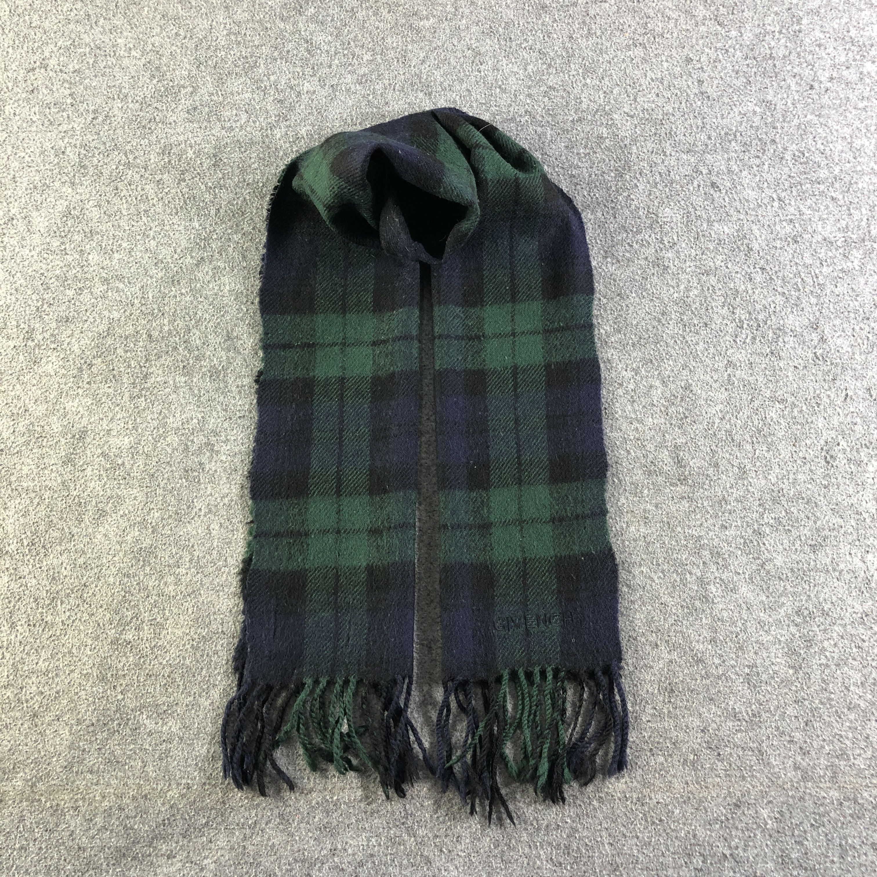 Givenchy Givenchy Tartan Wool Scarf Muffler Neckwear V2687 Size ONE SIZE - 1 Thumbnail