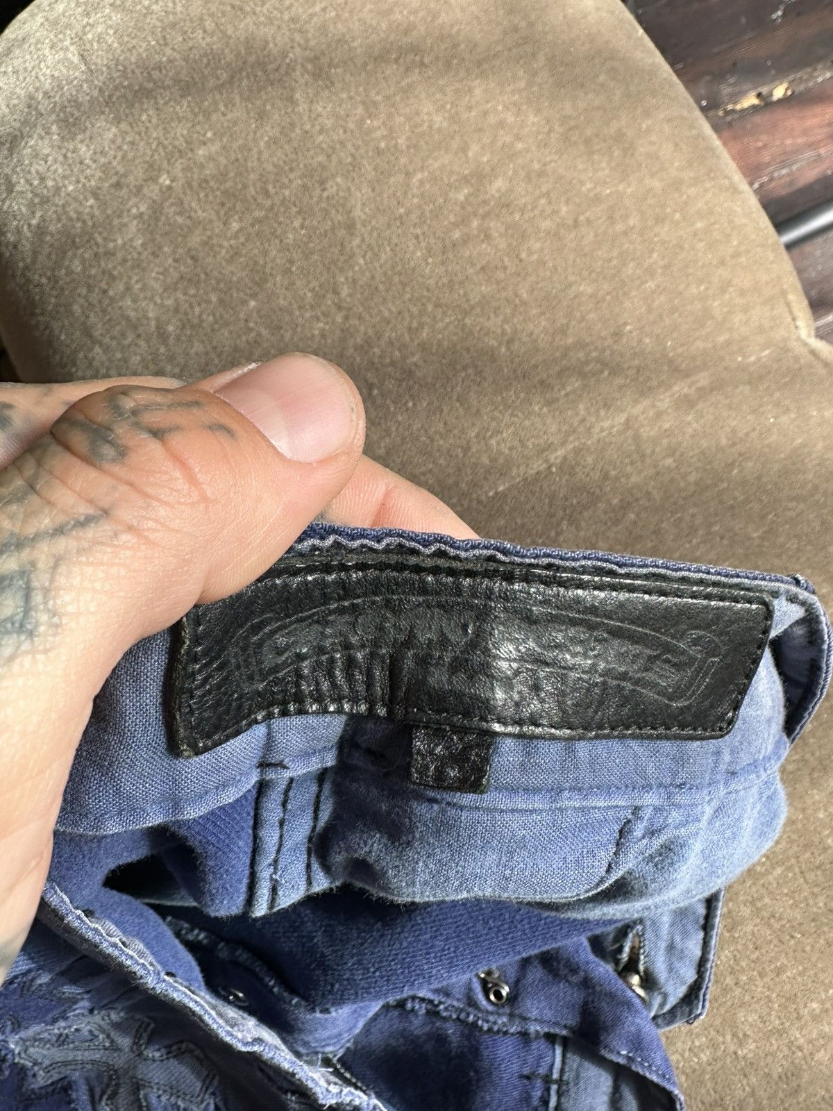 Chrome Hearts Chrome Hearts 100 Cross patch FLOODED JEANS PANTS 32 33 34 Size US 32 / EU 48 - 10 Thumbnail