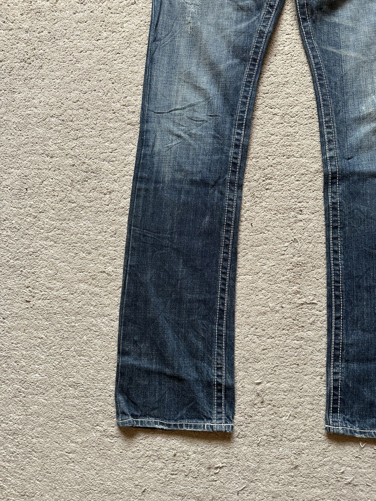 semanticdesign 2000s Semanticdesign Guns Jeans Size US 31 - 13 Thumbnail