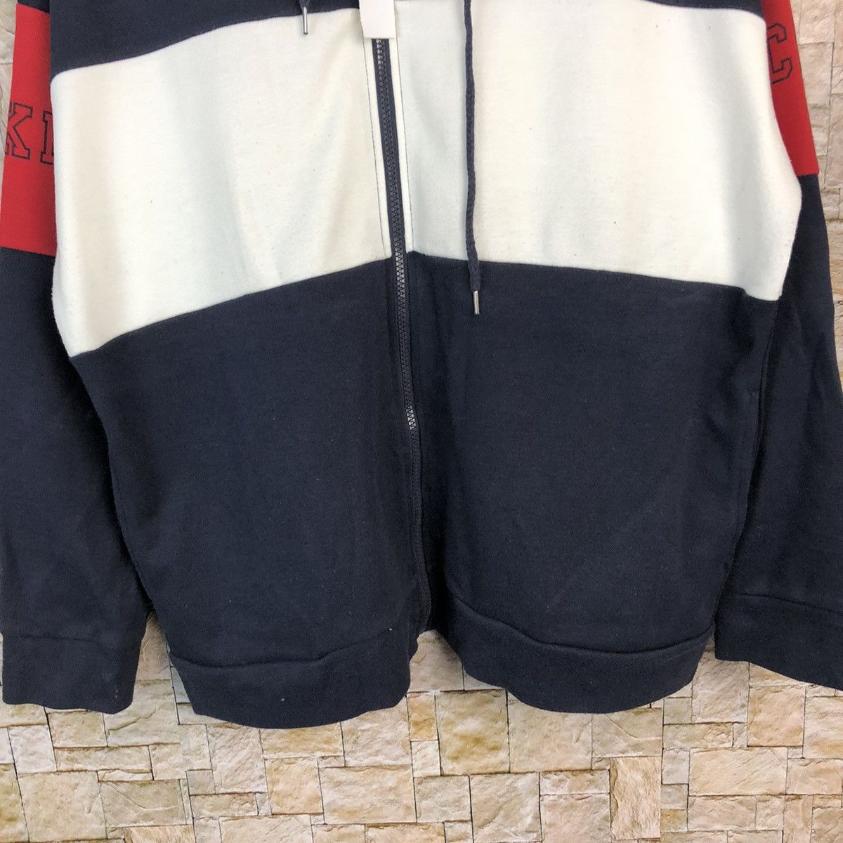 Disney Disney Mickey Mouse vintage sweatshirt Hoodie #A673 Size US L / EU 52-54 / 3 - 6 Thumbnail