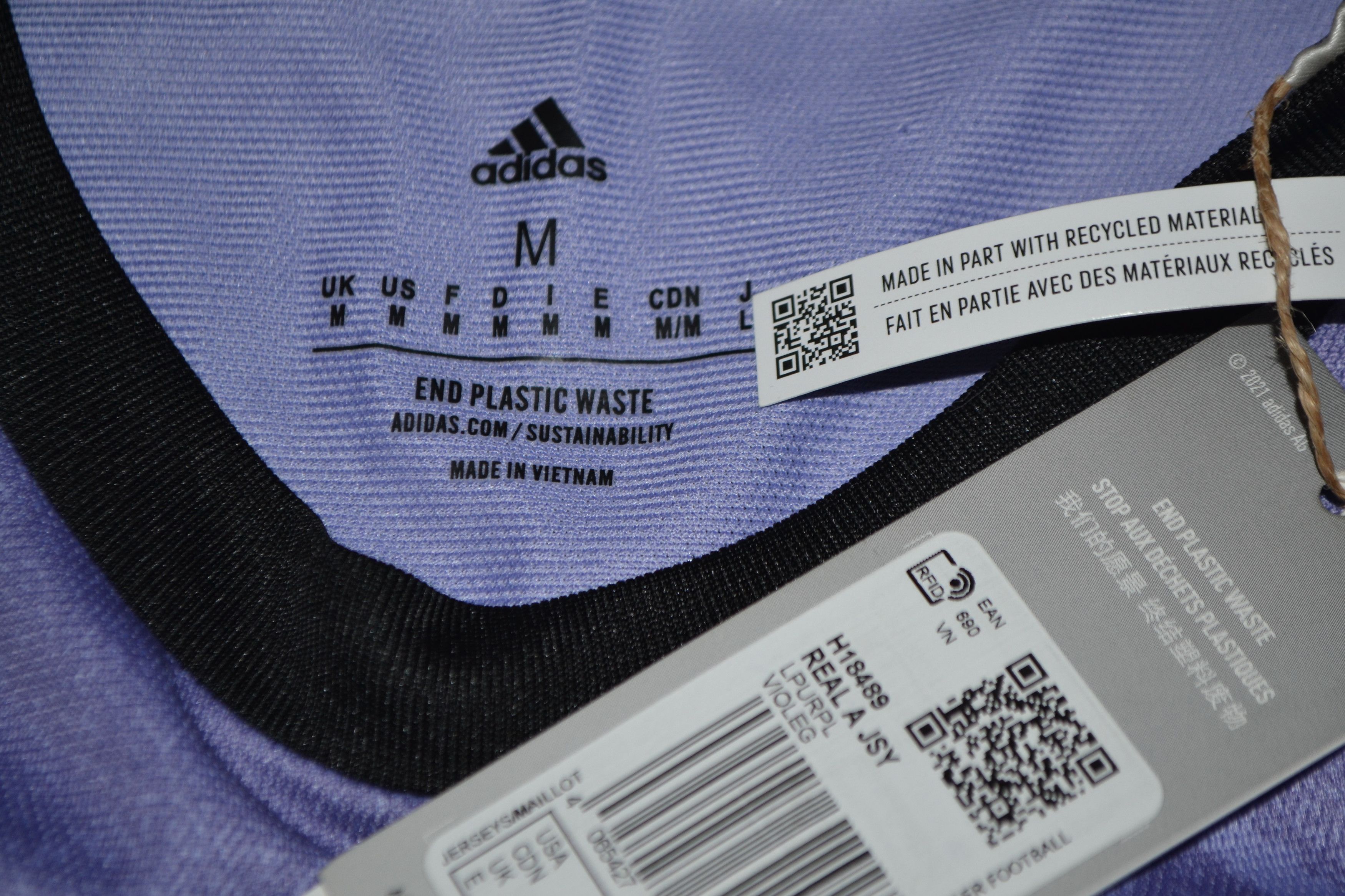 Adidas Real Madrid Away Shirt 2022 2023 Soccer Jersey Size US M / EU 48-50 / 2 - 3 Thumbnail