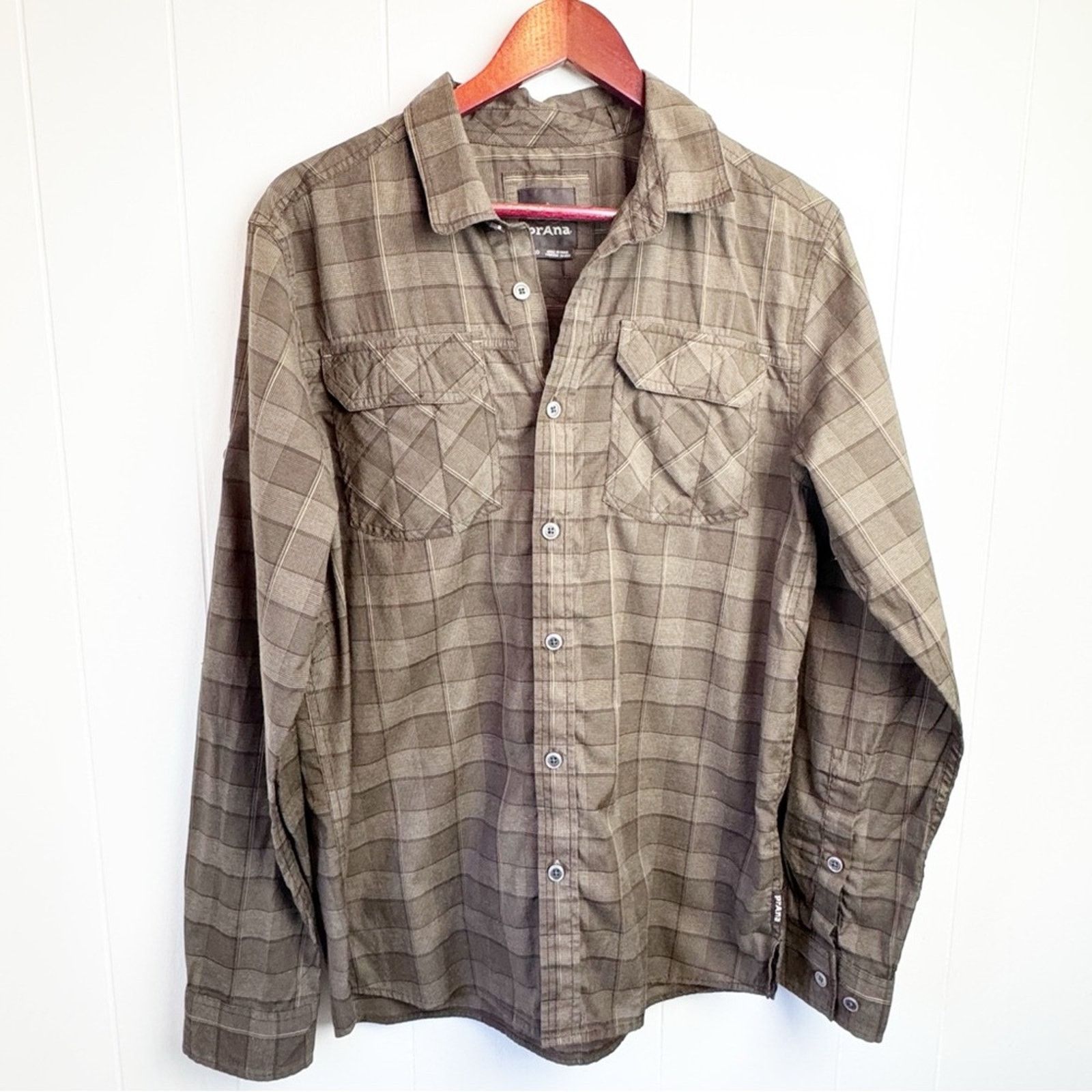 Prana Prana Brown Plaid Button Up Untuck Shirt Men’s Size Medium Size US M / EU 48-50 / 2 - 2 Thumbnail