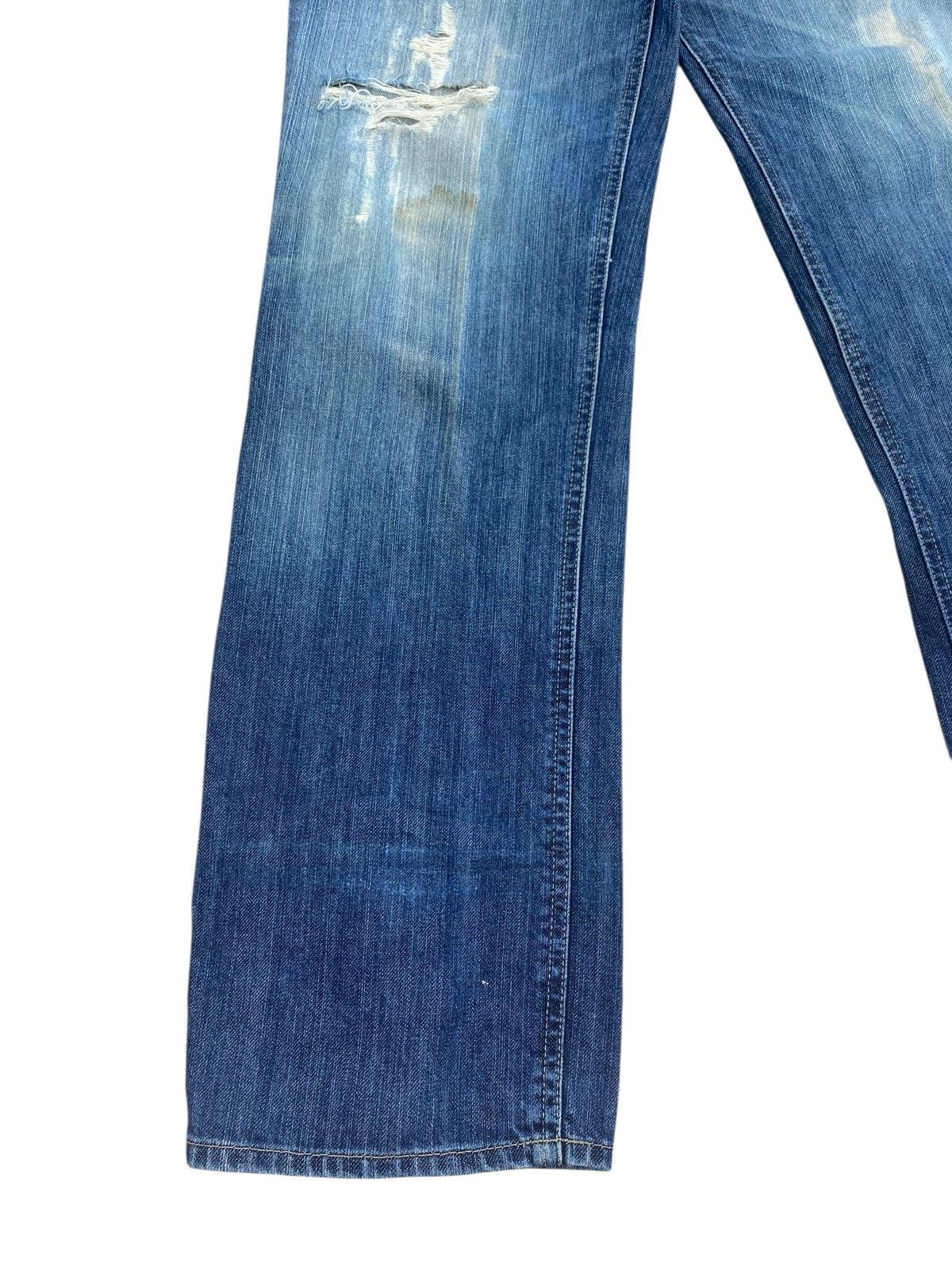 Japanese Brand Japanese Brand Faded Wash Ripped Style Loose Jeans Size US 32 / EU 48 - 5 Thumbnail