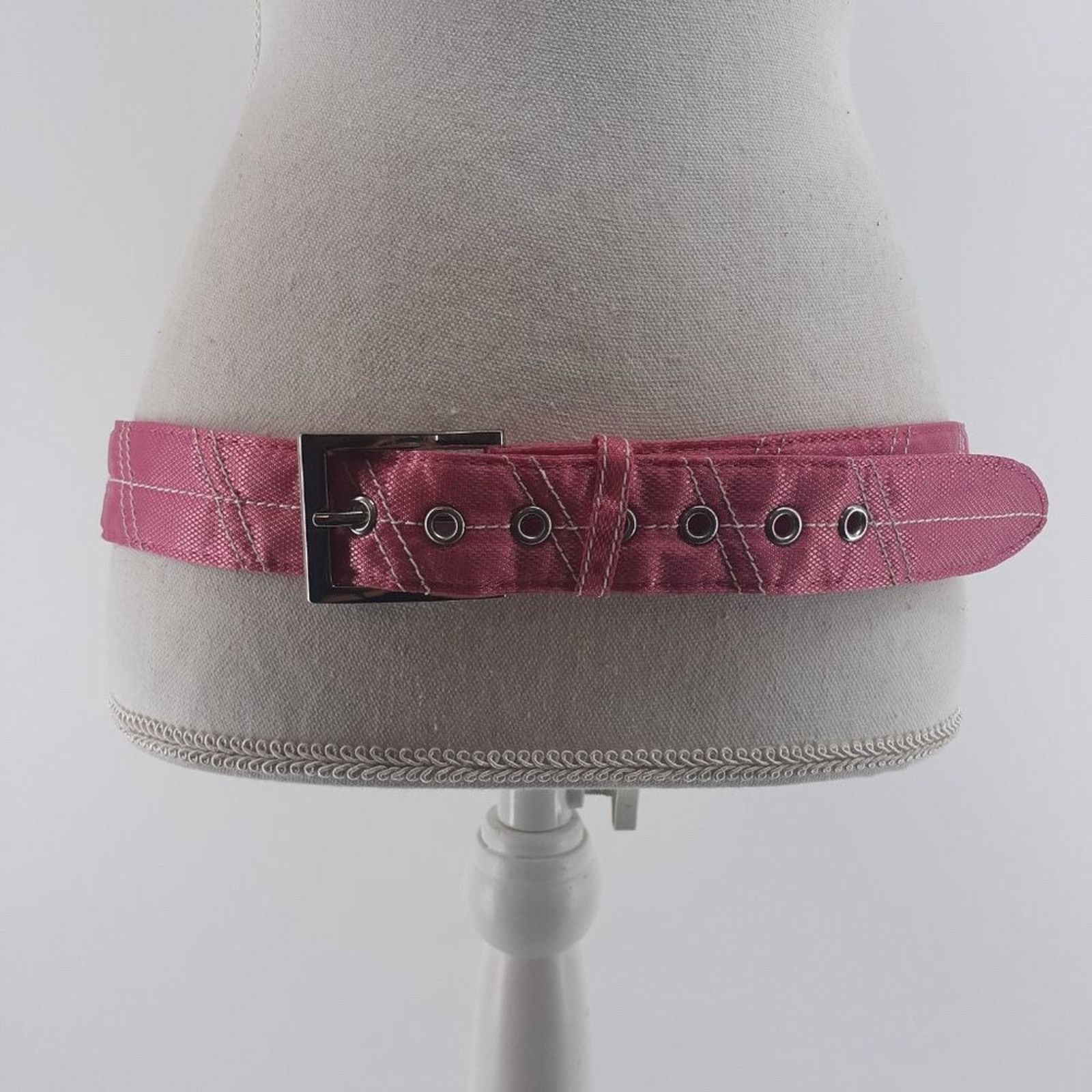 Puma Puma women's Pink Quilted Athletic Belt Silver Tone M L Size ONE SIZE - 7 Thumbnail
