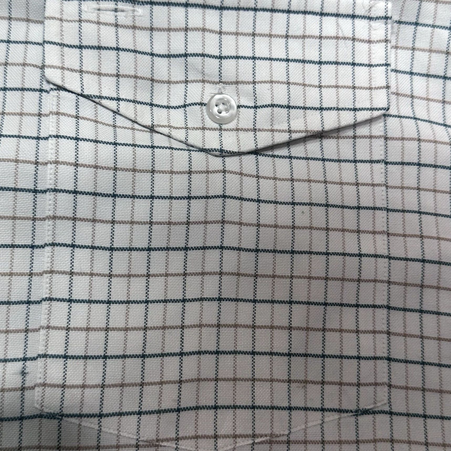 Vintage VINTAGE L.L. Bean Button-Up Shirt Mens Medium 15.5 White Blue Check Shirt Mens Medium White Blue Check Casual Workwear USA 90s Mens Size US M / EU 48-50 / 2 - 4 Thumbnail