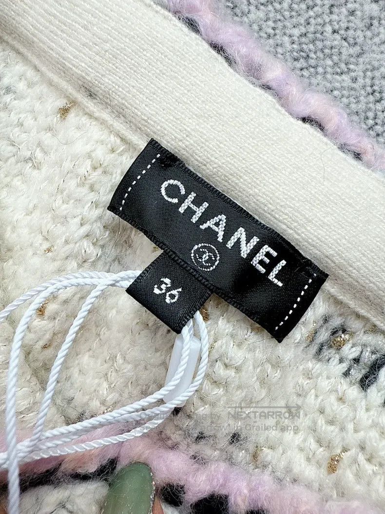 Chanel Chanel 21A Castle Series Cow Spotted Cashmere Knitted Skir Size 24" / US 00 / IT 34 - 5 Thumbnail