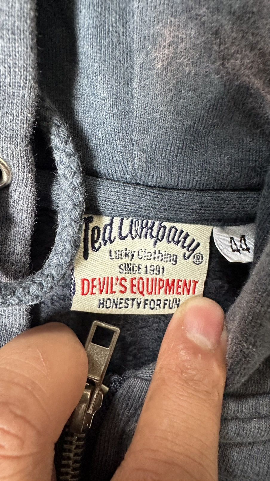 Vintage VINTAGE TED COMPANY WELL FADED ZIPPED HOODIE Size US XL / EU 56 / 4 - 11 Thumbnail
