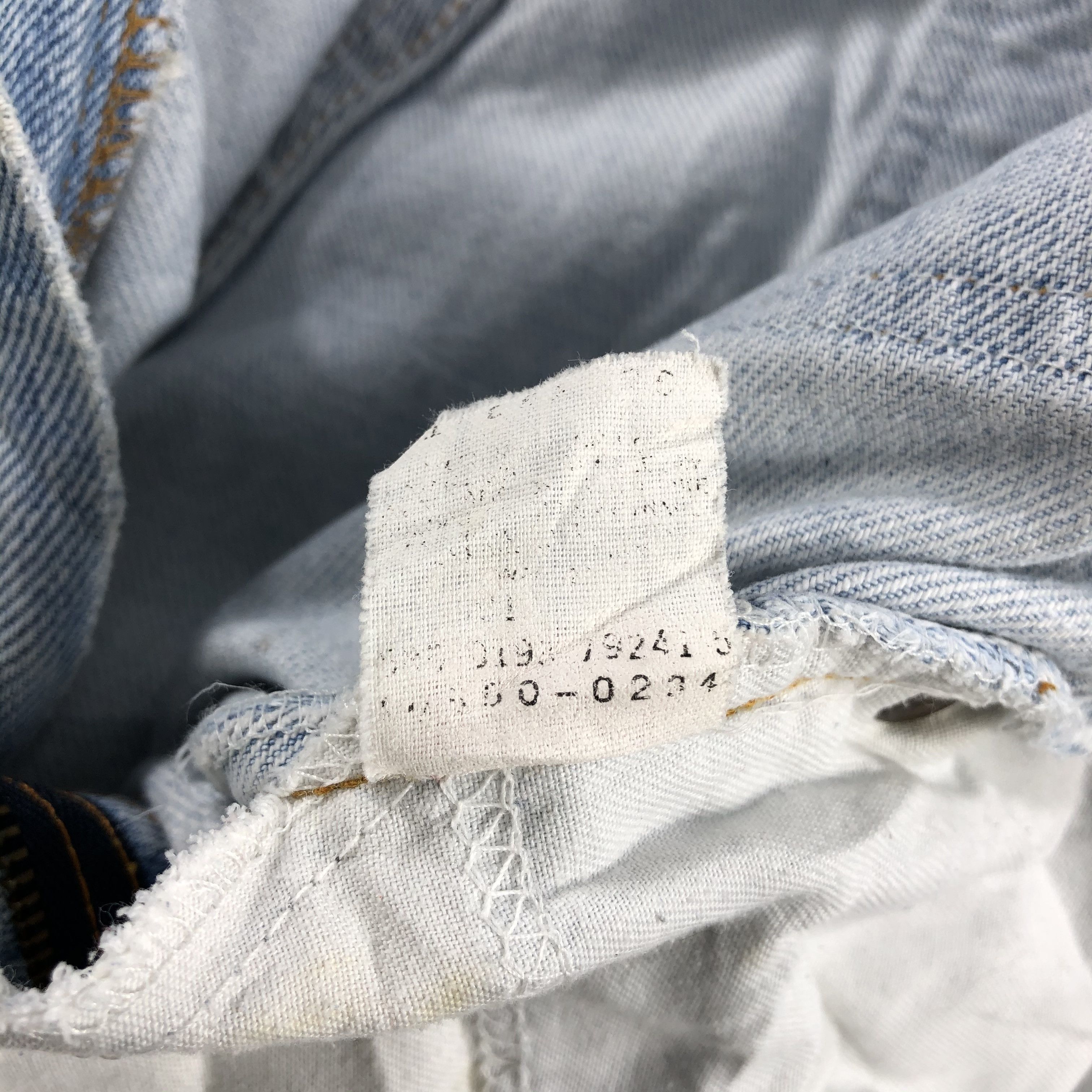 Levi's × Vintage Vintage Distress Levis Jeans Lot 550-JM807 Size US 38 / EU 54 - 12 Thumbnail
