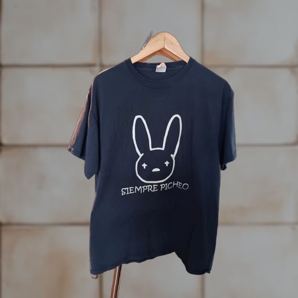 Port & Company VINTAGE Bad Bunny Tour T-shirt Mens L Blue Siempre Picheo Port & Company Shirt Size US L / EU 52-54 / 3 - 1 Thumbnail