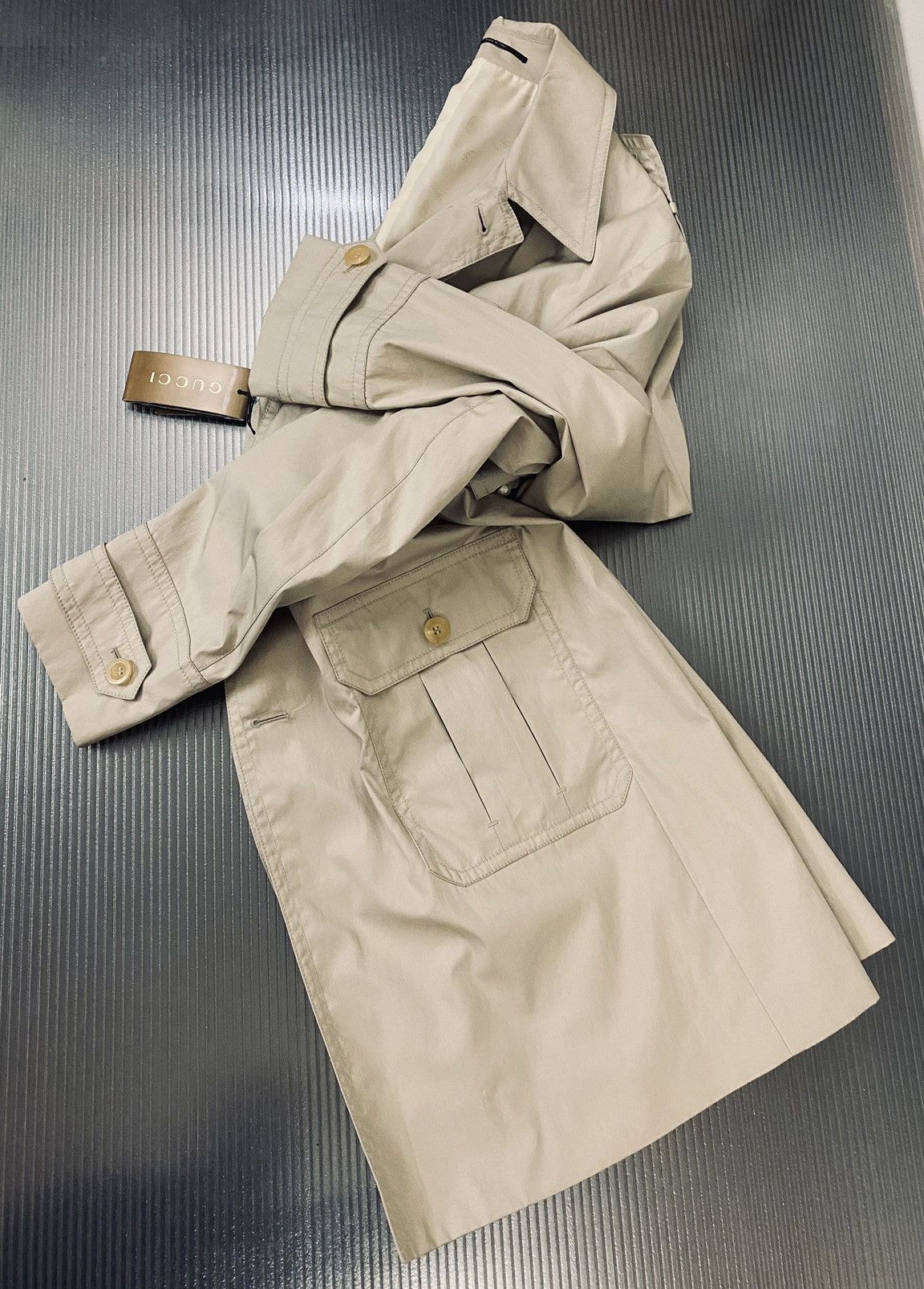 Gucci Gucci 🇮🇹 Stone Khaki Guccissima Lined Mackintosh Coat 48 NWT Size US M / EU 48-50 / 2 - 7 Thumbnail