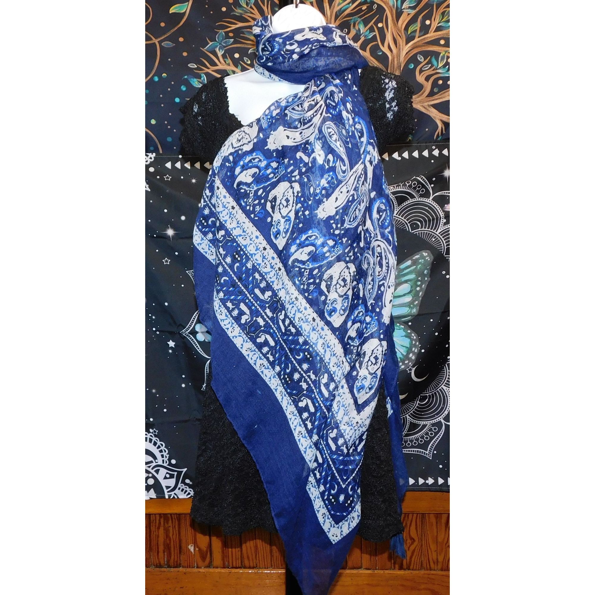 Madden NYC Madden NYC Paisley Scarf Wrap 75x80 Inches Blue & White Size ONE SIZE - 2 Thumbnail