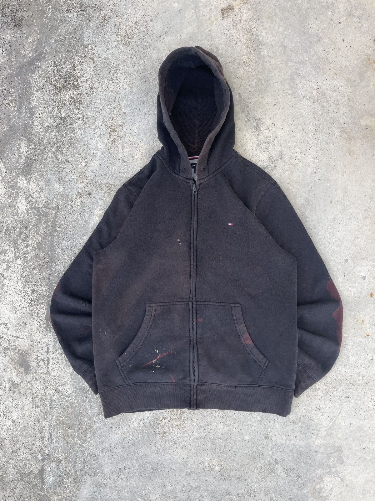 Tommy Hilfiger × Vintage Vintage Faded Black Tommy Hilfiger Zip Up Hoodie Size US L / EU 52-54 / 3 - 1 Thumbnail