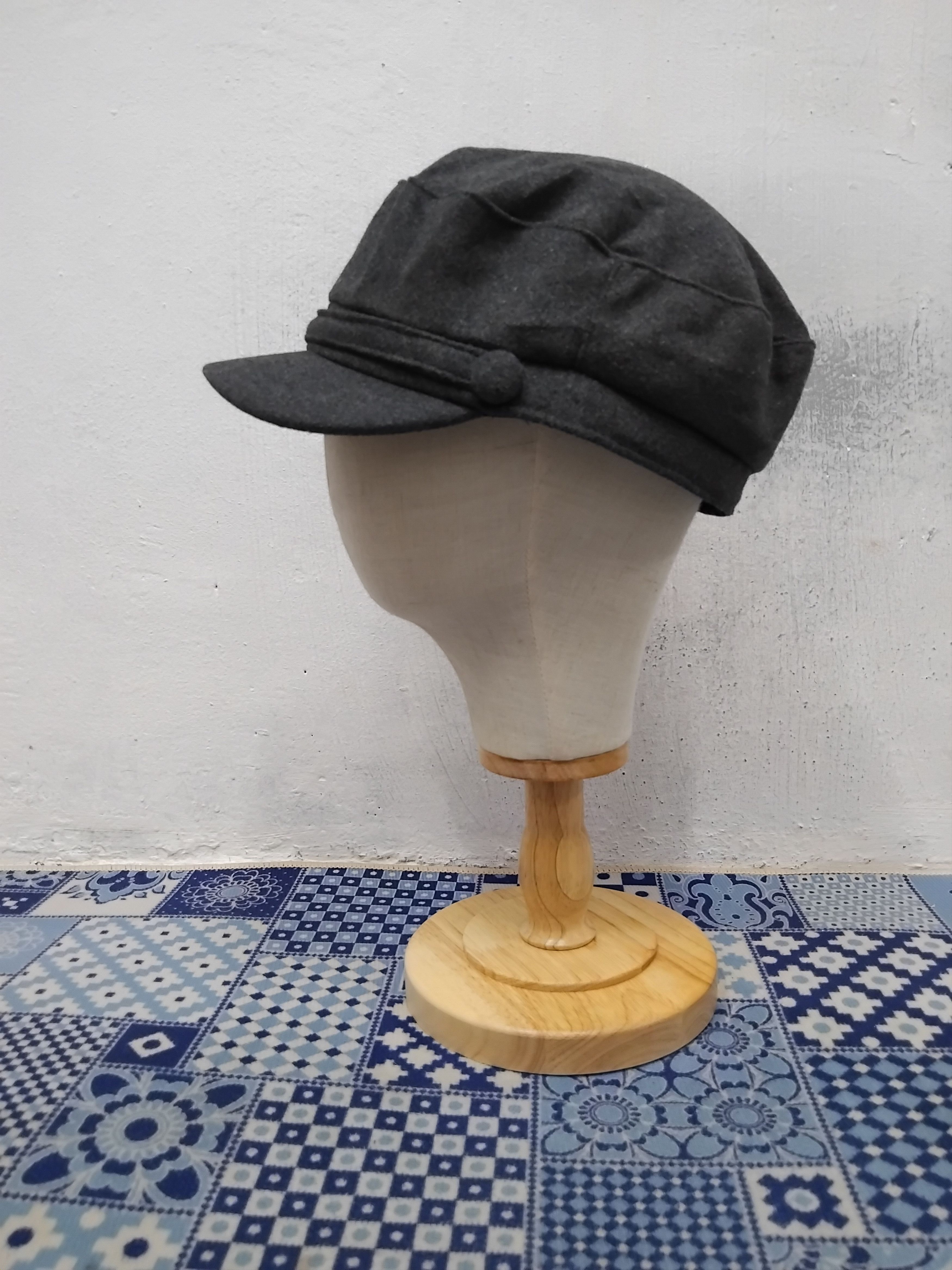 Japanese Brand Unbrand black colour cap Size 38 - 5 Thumbnail