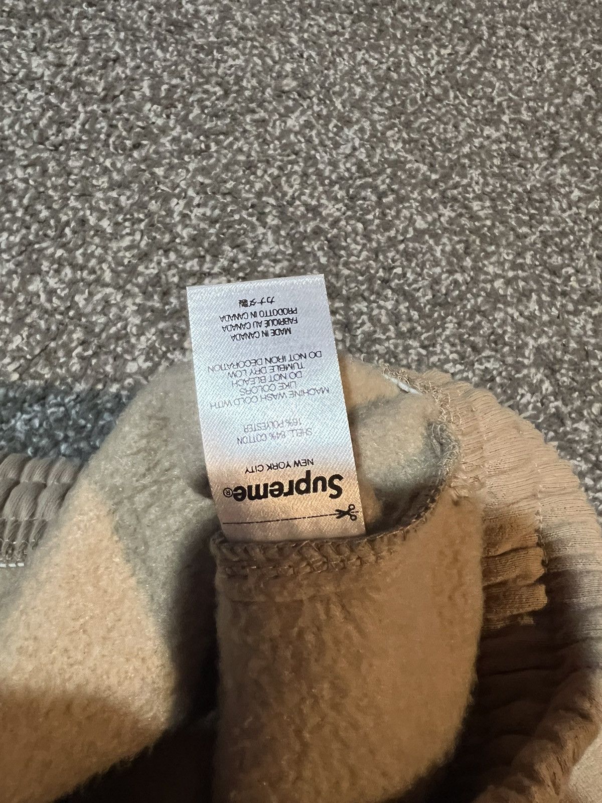 Supreme Supreme small box baggy cargo sweatshort Size US 32 / EU 48 - 5 Thumbnail