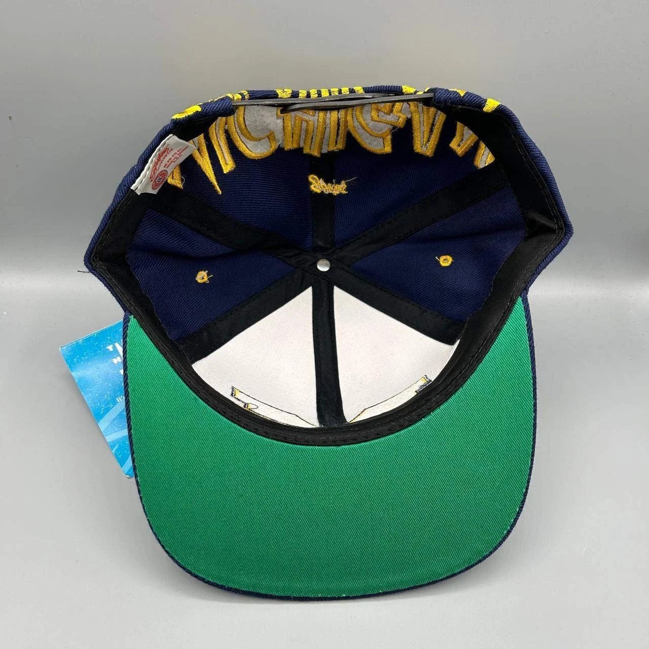Signatures Vintage Michigan Wolverines Hat Big Logo Blockhead Snap Back Size ONE SIZE - 2 Thumbnail