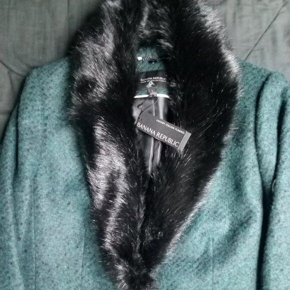 Banana Republic NWT Banana Republic Trench Pea Coat Wool Fur Collar Size US L / EU 52-54 / 3 - 1 Thumbnail