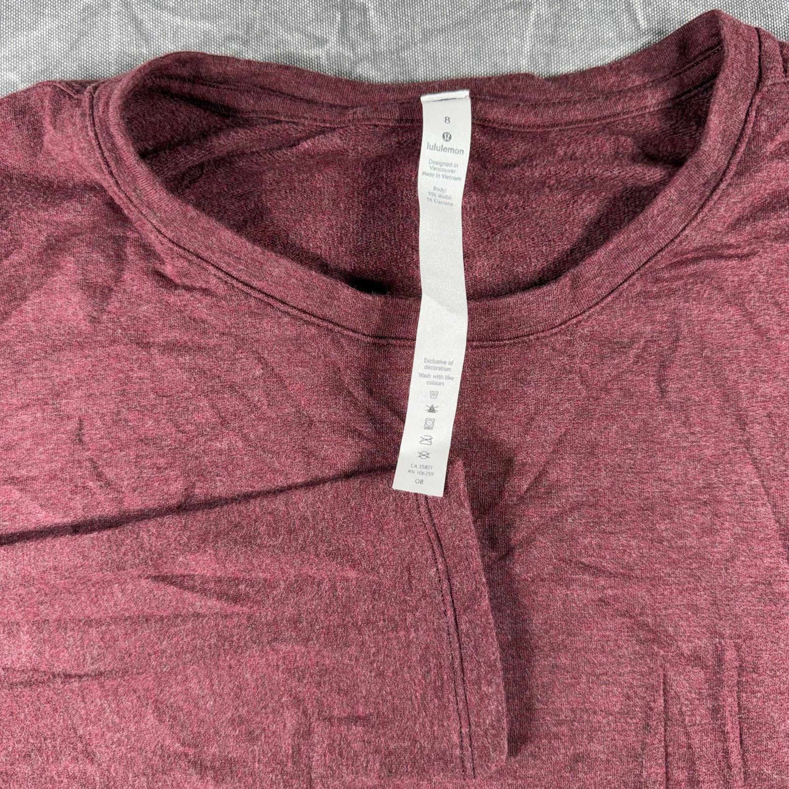 Lululemon Lululemon Shirt Women's 8 Burgundy Long Sleeve Active Size M / US 6-8 / IT 42-44 - 2 Thumbnail