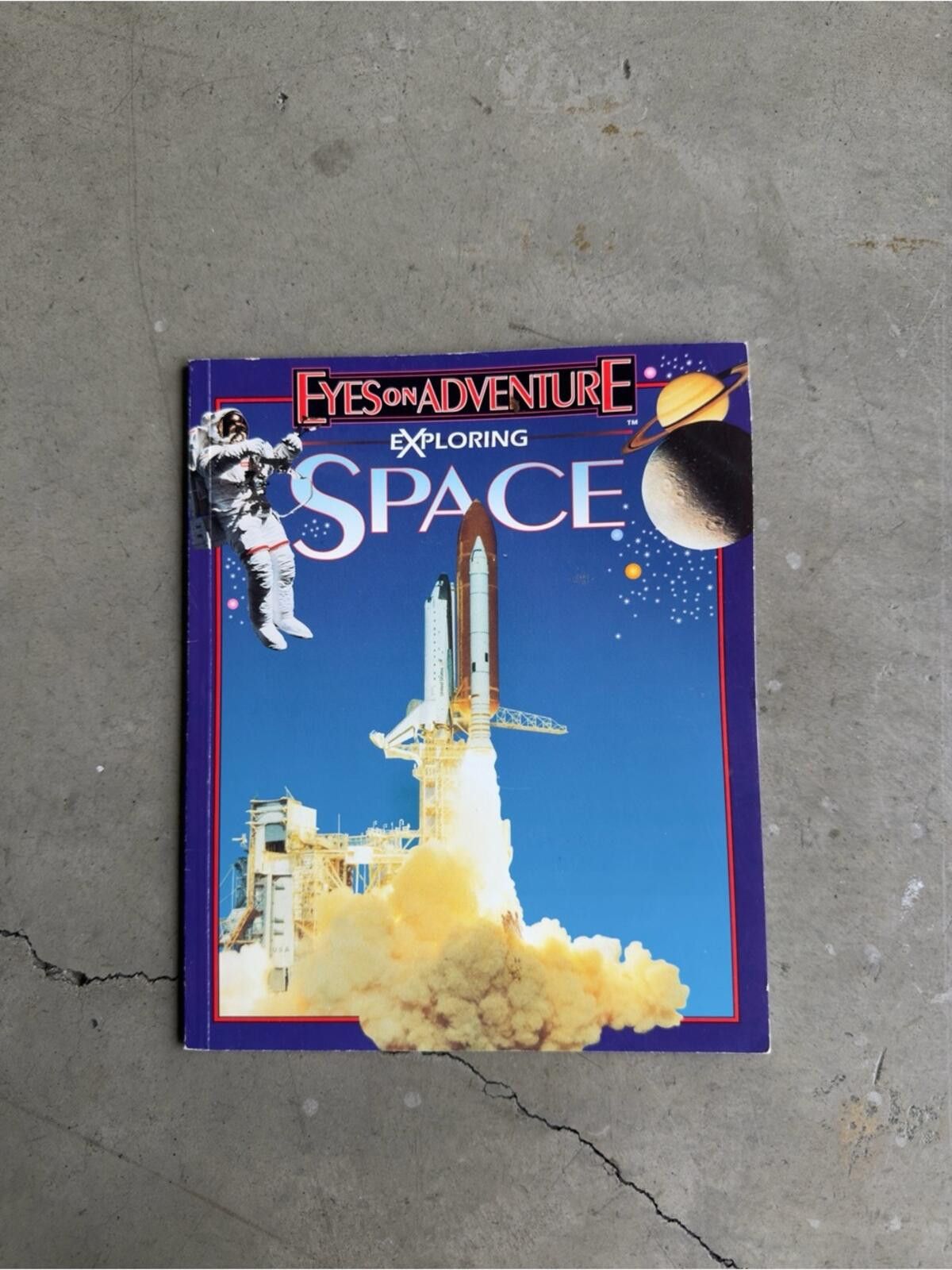 Other Eyes on Adventure / Exploring Space Book / Vintage Kids Size ONE SIZE - 1 Thumbnail