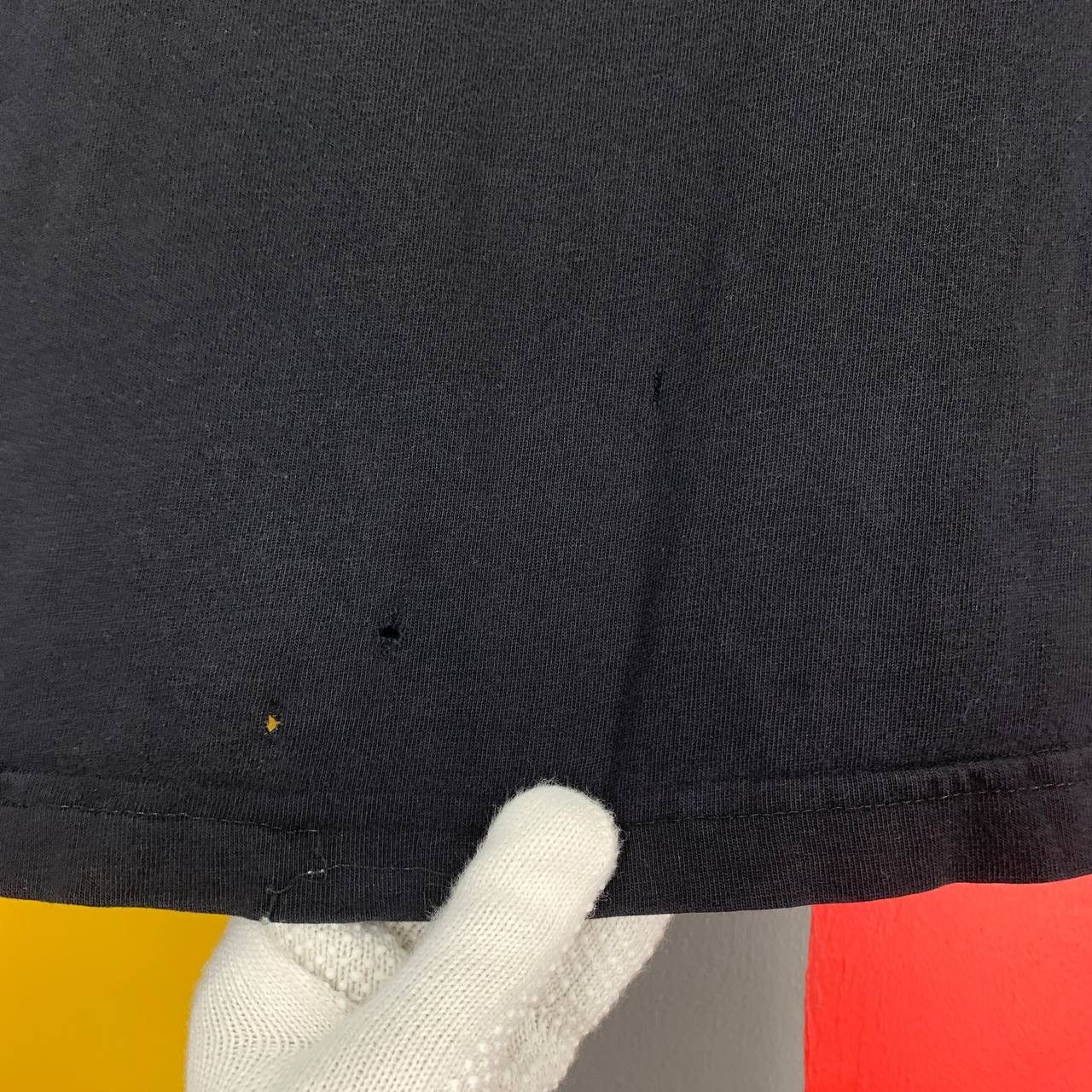 Band Tees 90s Vintage RADIOHEAD GUCCI PIGGY T Shirt #2434/AI Size US S / EU 44-46 / 1 - 11 Thumbnail
