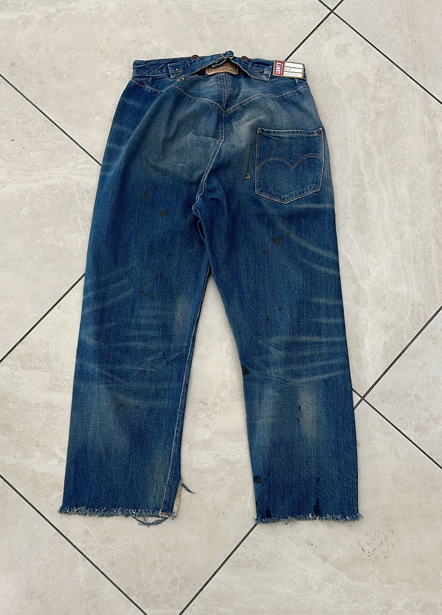 Levi's Vintage Clothing LVC Levi's Vintage Clothing 1880 501XX BigE Selvedge Jeans Size US 28 / EU 44 - 1 Thumbnail