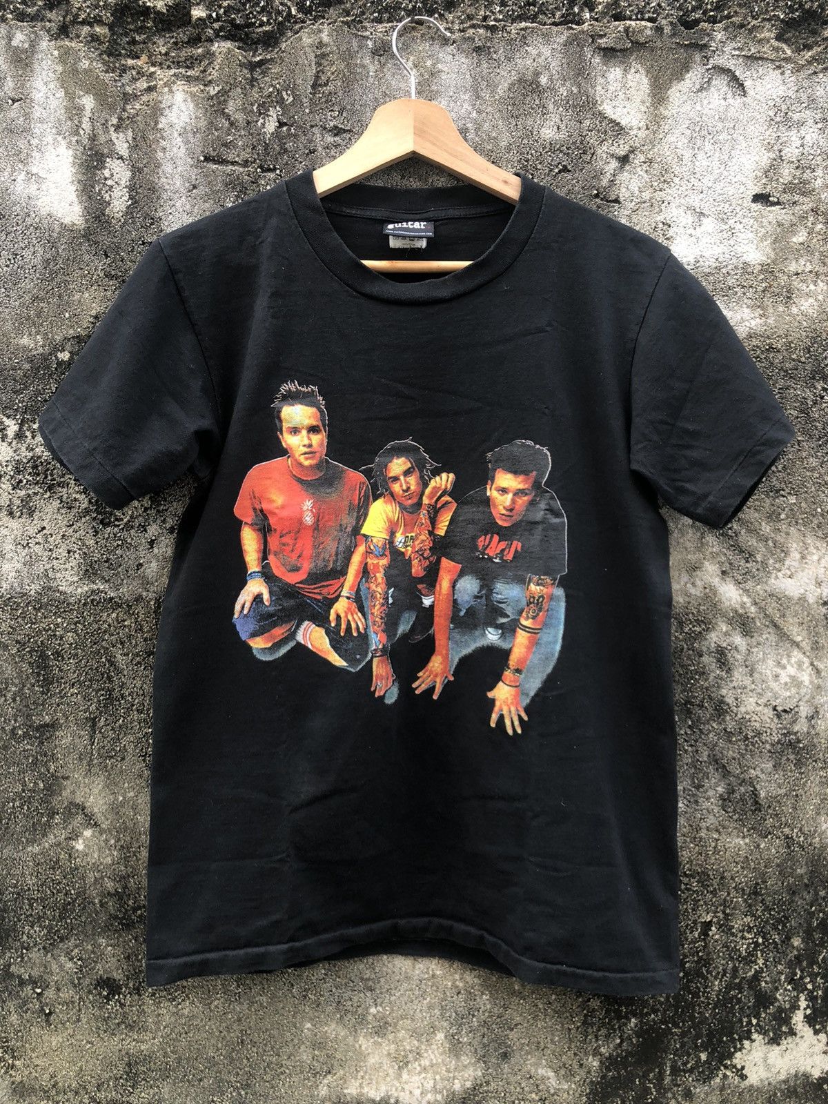 Band Tees × Vintage Vintage Blink 182 Tshirt Size US S / EU 44-46 / 1 - 1 Thumbnail