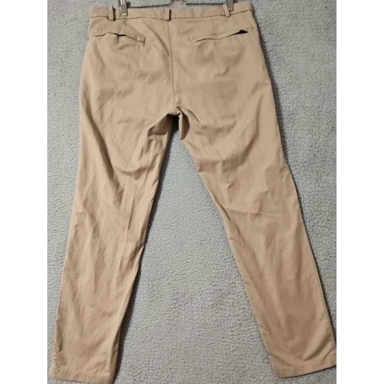 Lululemon Lululemon Pants Mens 40 x 32 Khaki Brown Tech Blend Travel Chino Size US 40 / EU 56 - 2 Thumbnail