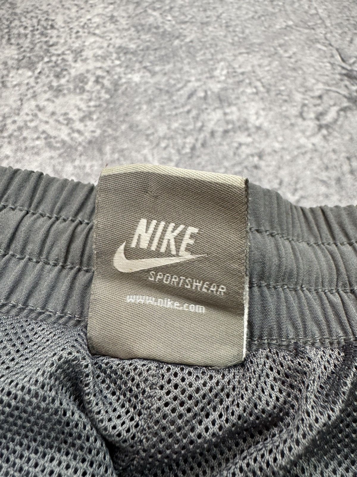 Nike Vintage Baggy Nike Sweatpants Size US 34 / EU 50 - 10 Thumbnail