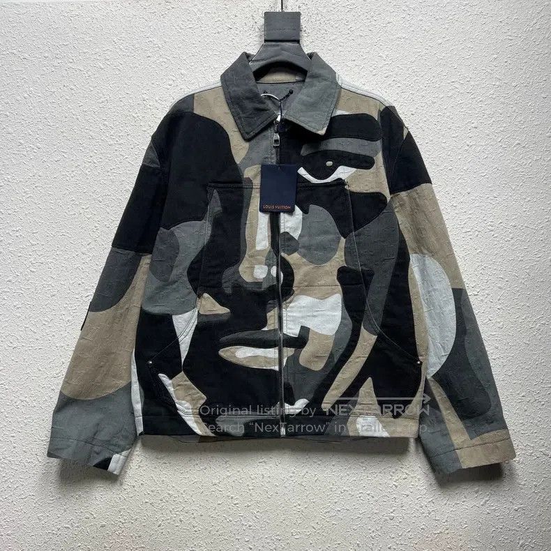 Louis Vuitton Louis Vuitton SS23 Geometric Portrait Camo Patchwork Jacke Size US S / EU 44-46 / 1 - 1 Thumbnail