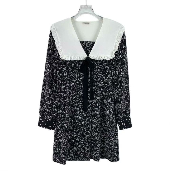 Miu Miu Miu Miu Black Star Print Silk V-Neck Dress Size M / US 6-8 / IT 42-44 - 1 Thumbnail