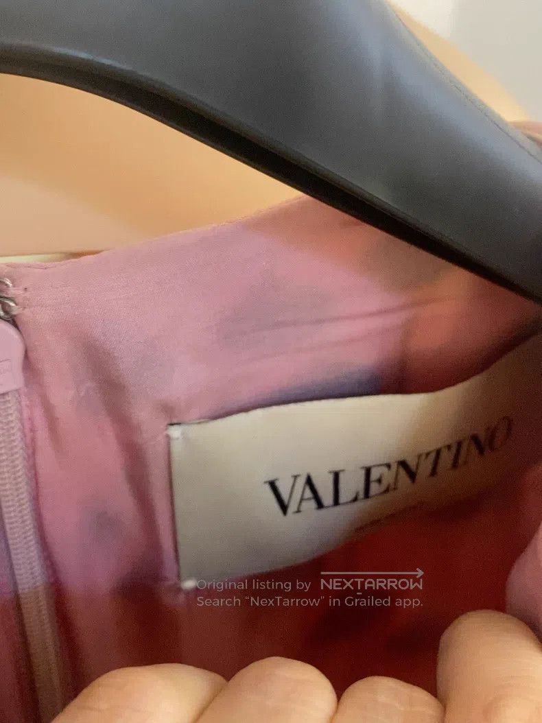Valentino Valentino Heavy work dress Size M / US 6-8 / IT 42-44 - 5 Thumbnail