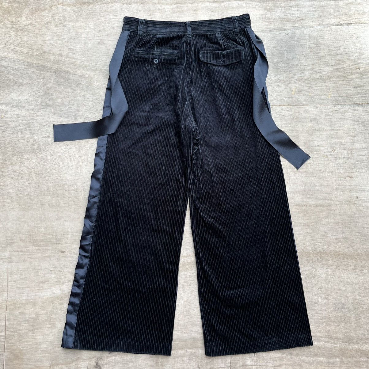 GU × Japanese Brand × Undercover UNDERCOVER X GU CORDUROY WIDE CUT LONG PANTS Size 30" / US 8 / IT 44 - 5 Thumbnail