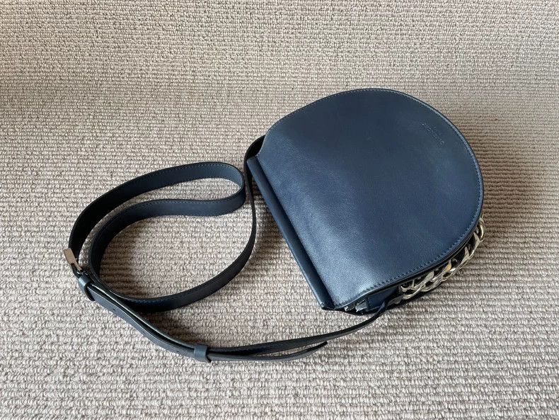 Givenchy Givenchy Chain Single Shoulder Crossbody Bag, Complete wit Size ONE SIZE - 2 Thumbnail