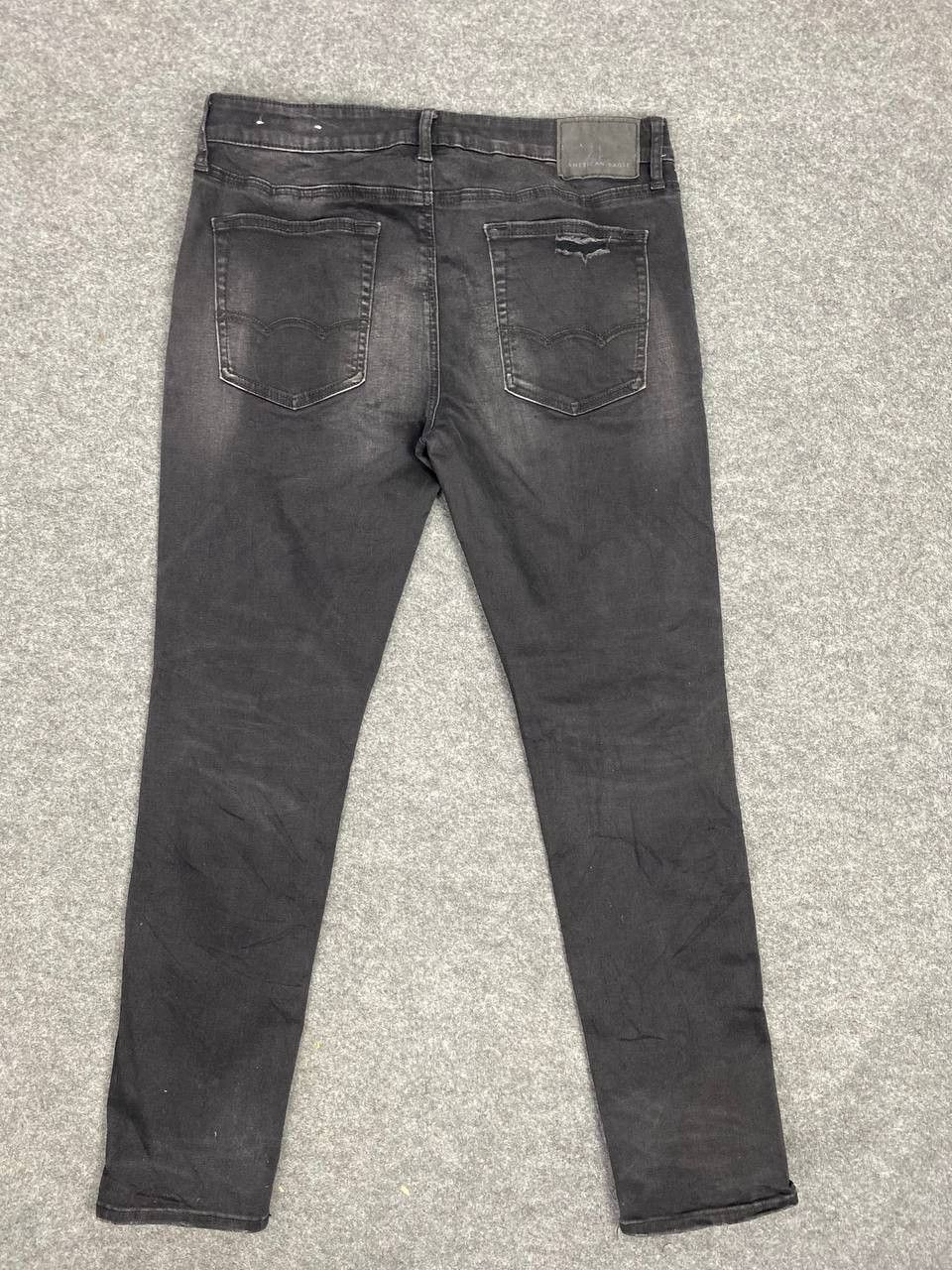 American Eagle Outfitters american eagles slim distressed denim Size US 35 - 2 Thumbnail