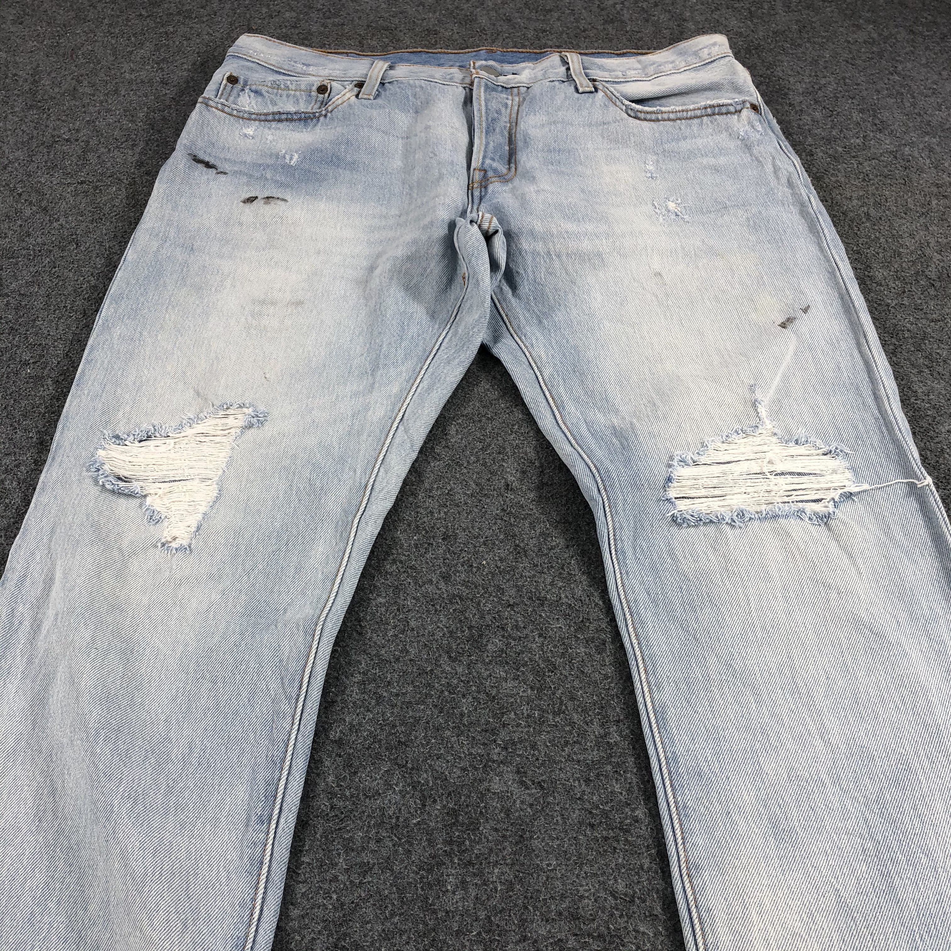 Levi's Distress Levis 501 ct Jeans Light Wash Denim KJ492 Size US 36 / EU 52 - 3 Thumbnail