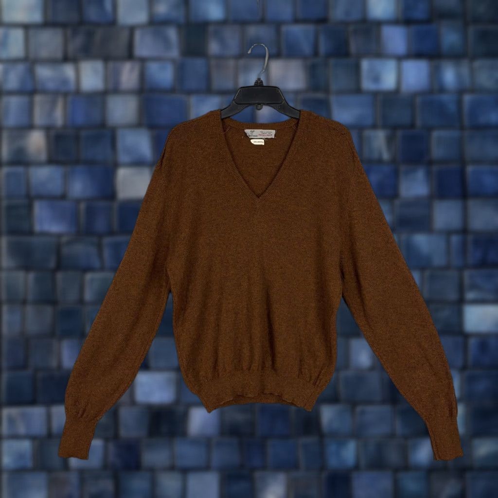 Vintage VINTAGE Peck & Peck Sweater Mens Small Brown Lambswool Scotland 70s Pullover V-Neck Knit Wool Classic Mens Size US S / EU 44-46 / 1 - 1 Thumbnail