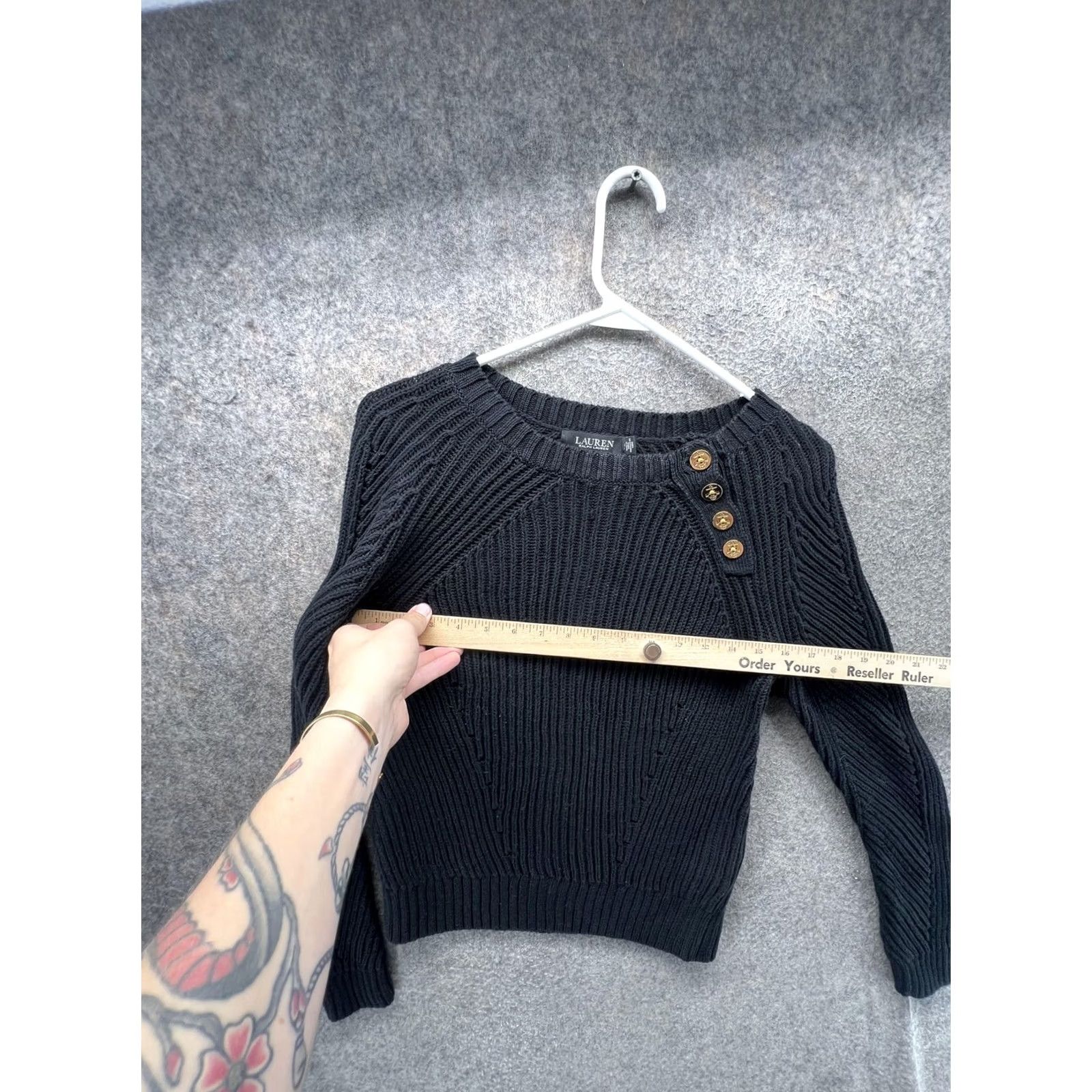 Ralph Lauren VINTAGE Lauren Ralph Lauren Sweater Womens Petite Small Black Raglan Shoulder Knit Crew Neck Pullover Winter Womens Size S / US 4 / IT 40 - 4 Thumbnail