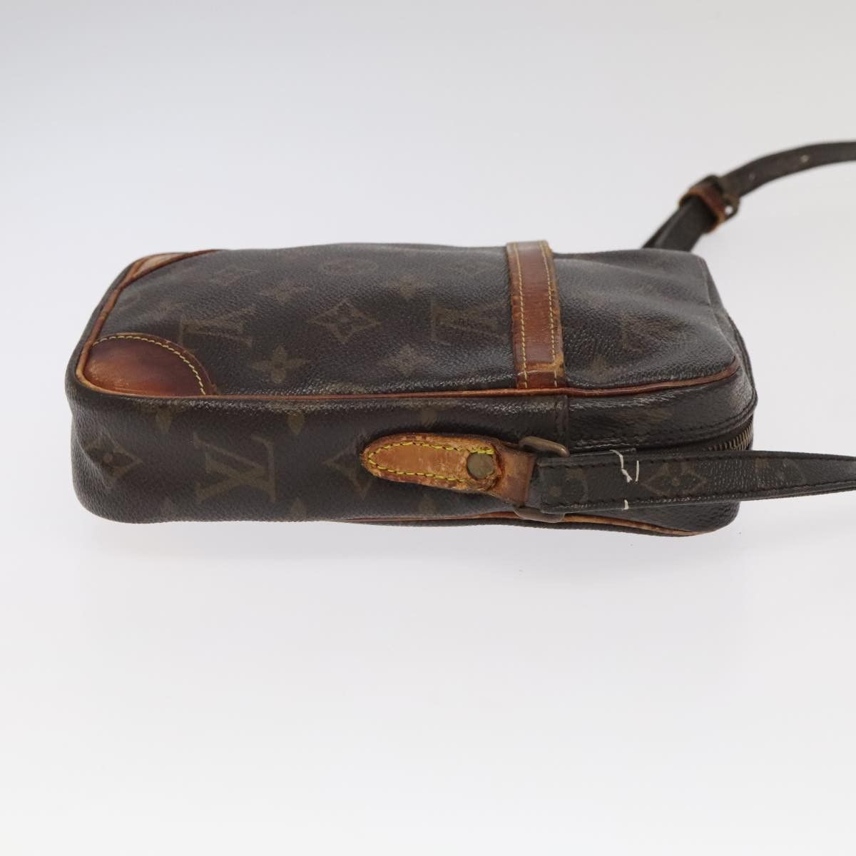Louis Vuitton LOUIS VUITTON Monogram Danube Shoulder Bag M45266 Size ONE SIZE - 4 Thumbnail