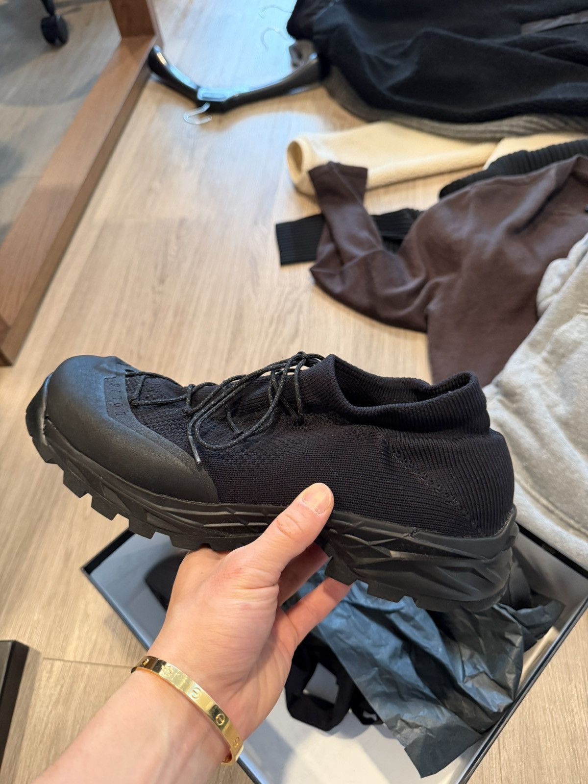Demon Demon Black Sneaker Sz 44 Size US 10 / EU 43 - 2 Thumbnail